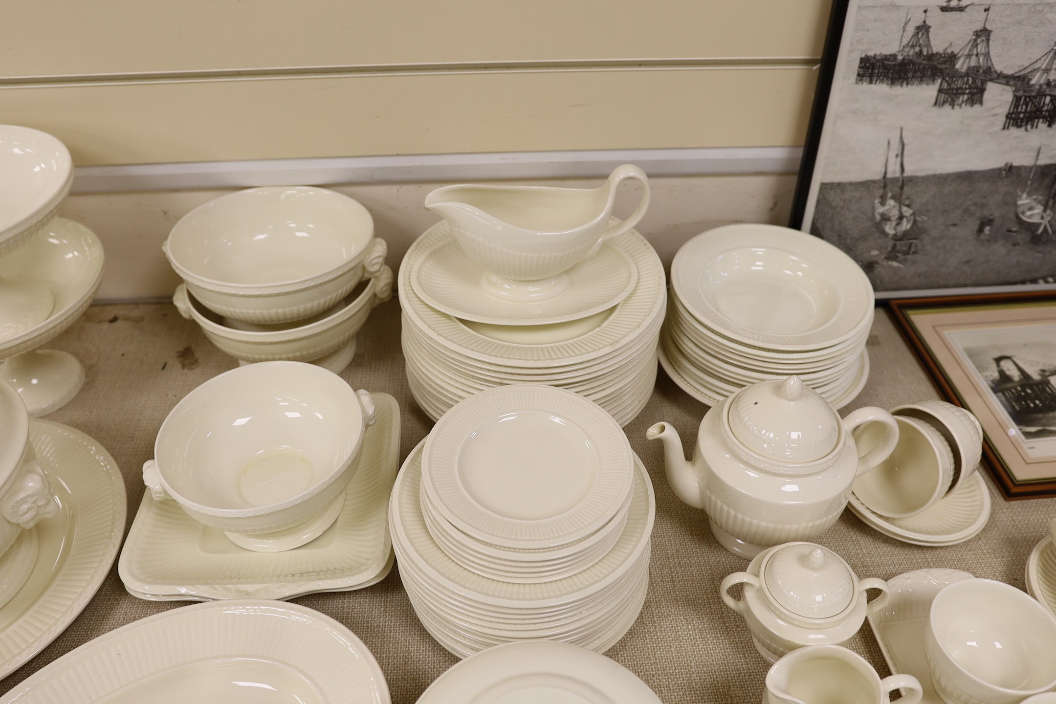 A Wedgwood ‘Edme’, tea and dinner service